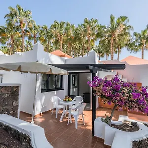 https://bahia-calma.in-canary-islands.com